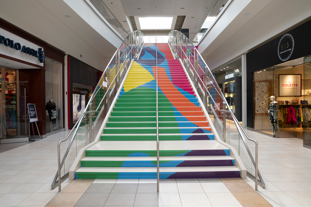 chadkouri-artforall-fashionoutlet-stairs4